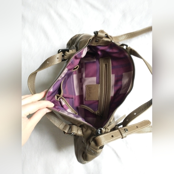 Like new Kooba Gwenyth leather Satchel crossbody bag - Picture 5 of 7